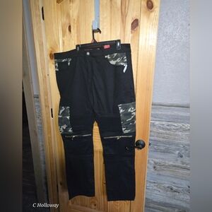 NWT Mens Demolition  Black Cargo  Jeans With Camouflage Size 42